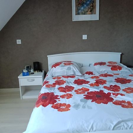 Chouette Maison La Verrière Екстериор снимка